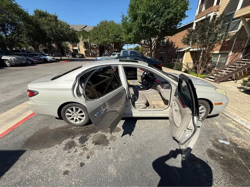 2003 Lexus ES 4th Gen - Image 5 of 17