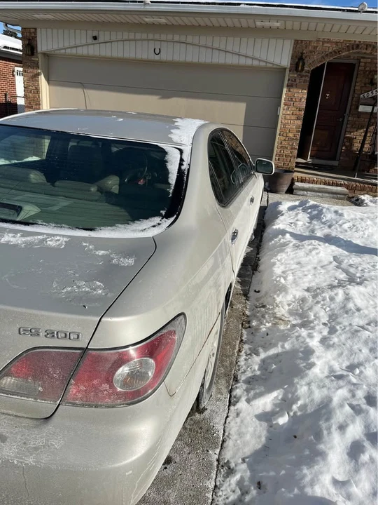 2003 Lexus ES 3rd Gen - Image 3 of 4