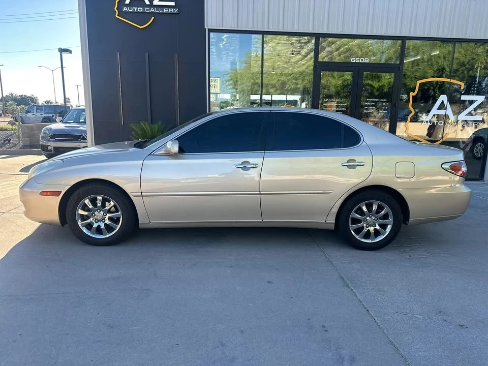2003 Lexus ES 4th Gen - Image 3 of 20