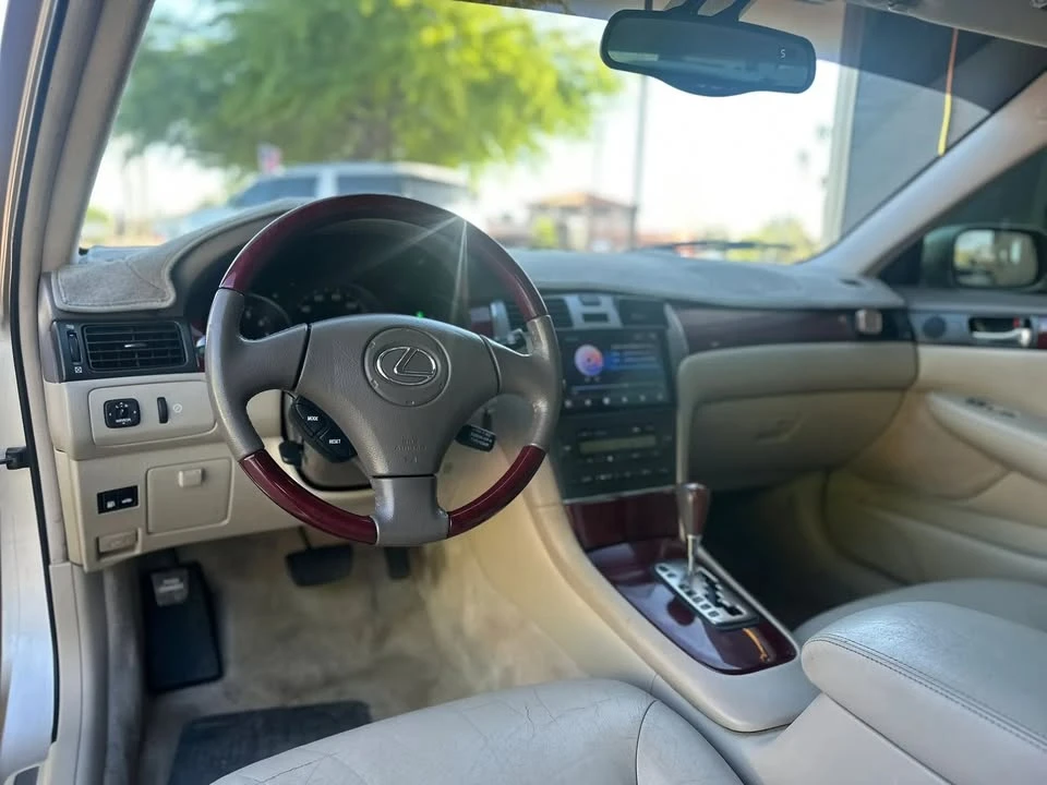 2003 Lexus ES 4th Gen - Image 14 of 20