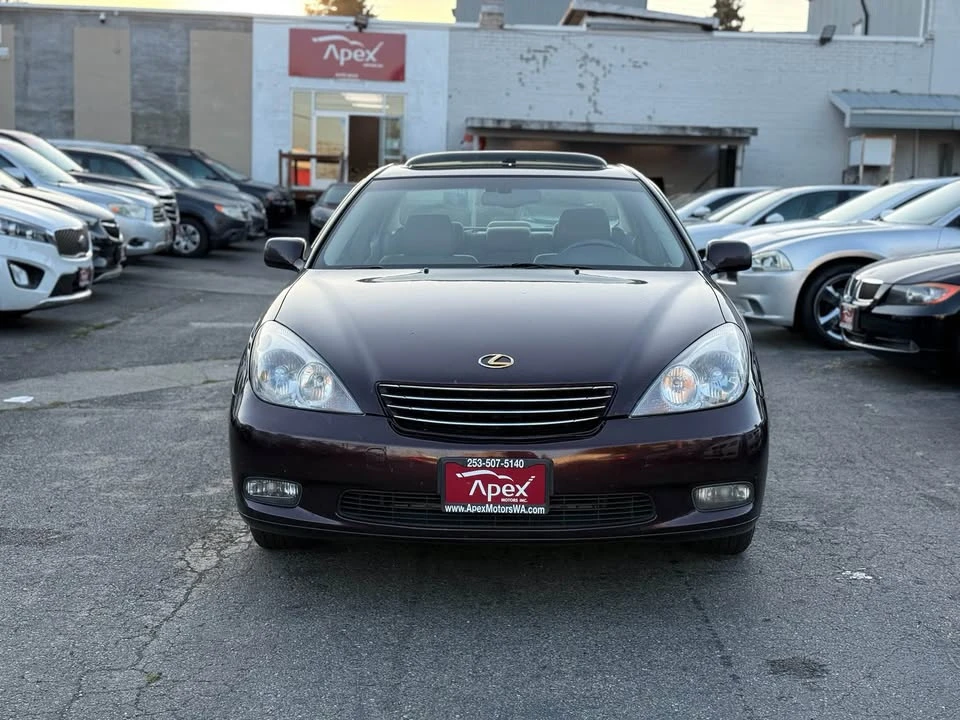 2003 Lexus ES 4th Gen - Image 3 of 18