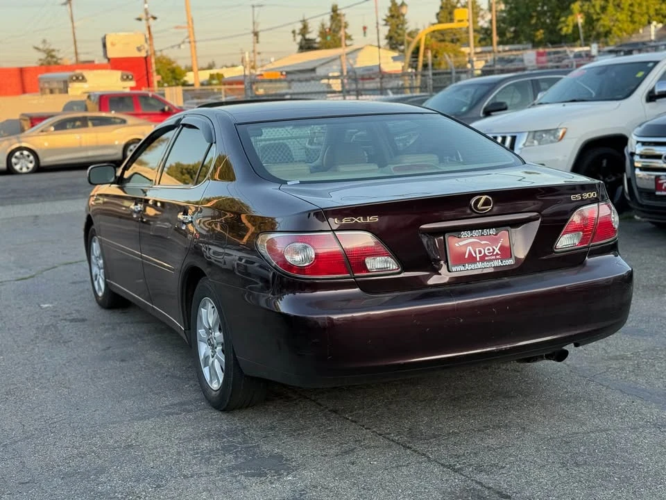 2003 Lexus ES 4th Gen - Image 5 of 18