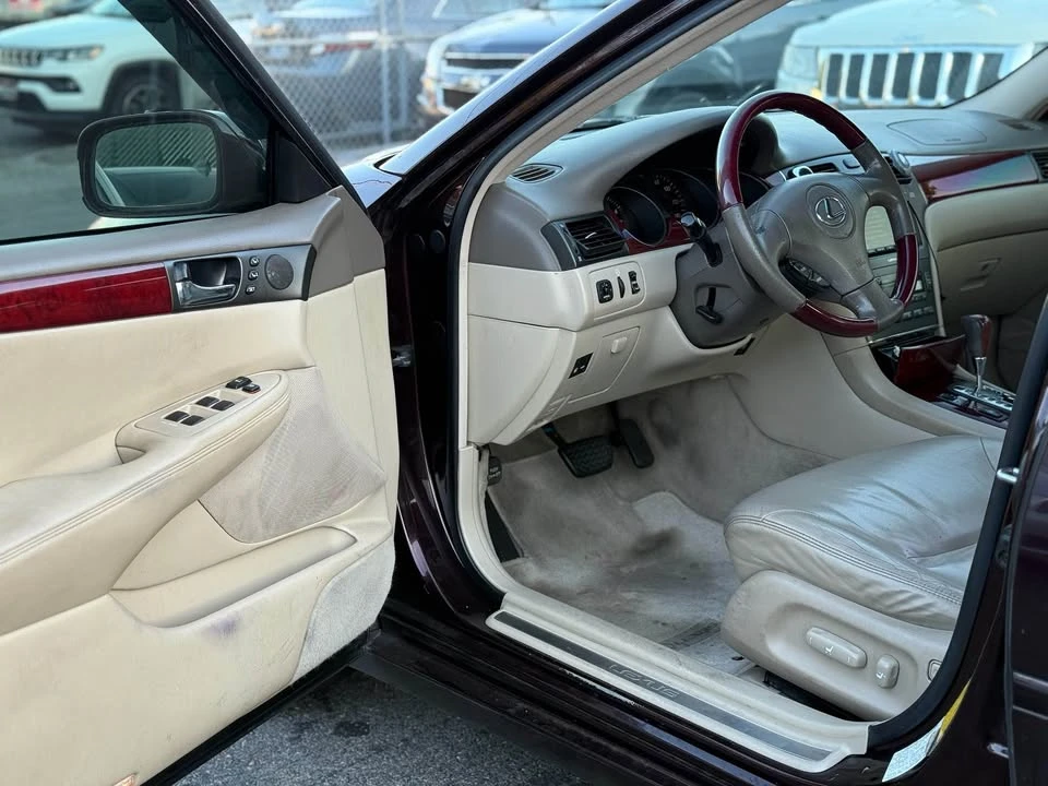 2003 Lexus ES 4th Gen - Image 8 of 18