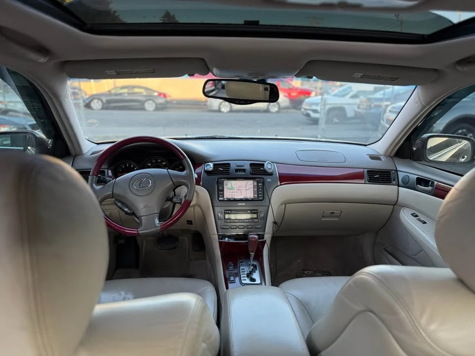 2003 Lexus ES 4th Gen - Image 12 of 18