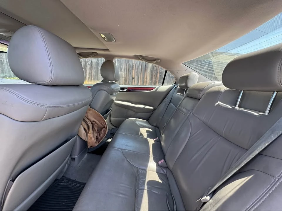 2003 Lexus ES 4th Gen - Image 12 of 12