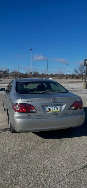 2003 Lexus ES 3rd Gen - Image 4 of 9
