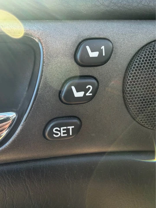 2003 Lexus ES 4th Gen - Image 5 of 18