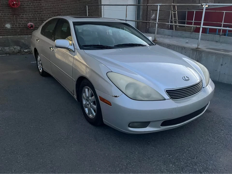 2003 Lexus ES 4th Gen - Image 7 of 13