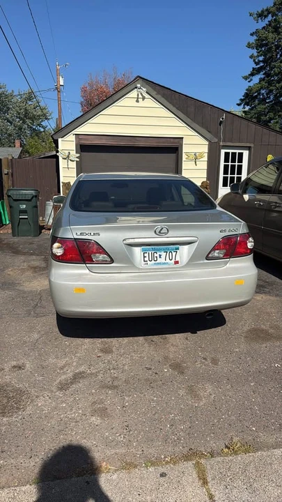 2003 Lexus ES 3rd Gen - Image 5 of 6