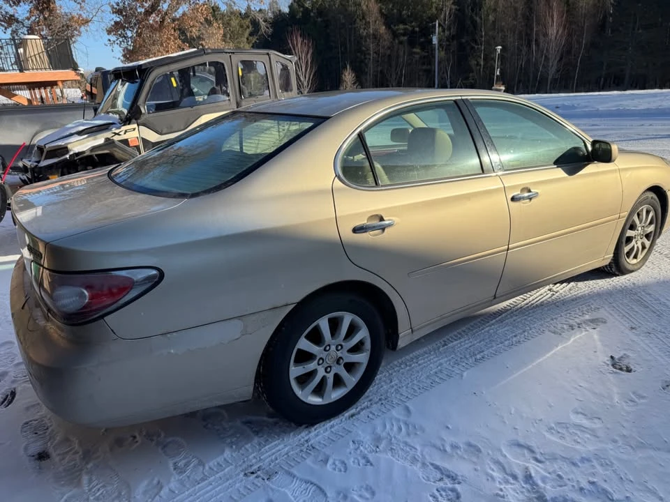 2003 Lexus ES 4th Gen - Image 4 of 6