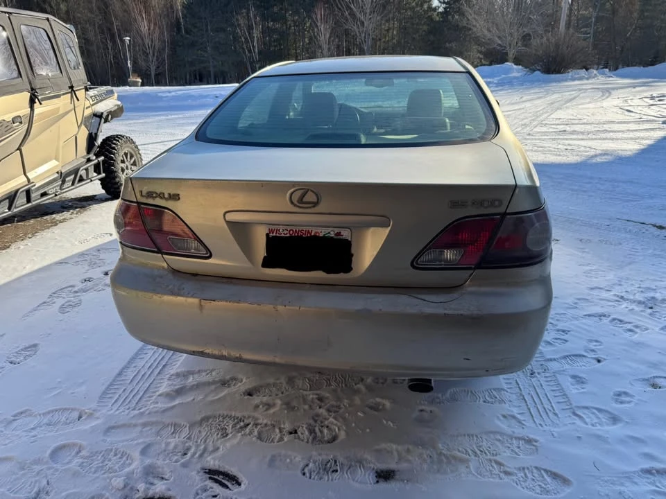 2003 Lexus ES 4th Gen - Image 5 of 6