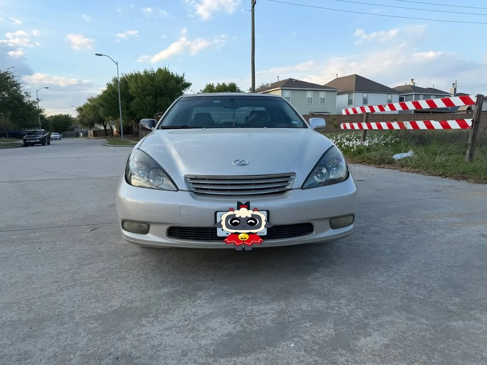 2003 Lexus ES 4th Gen - Image 2 of 18