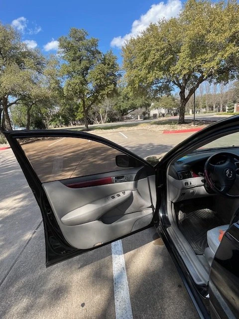 2003 Lexus ES 4th Gen - Image 14 of 16