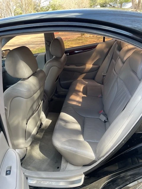 2003 Lexus ES 4th Gen - Image 9 of 16