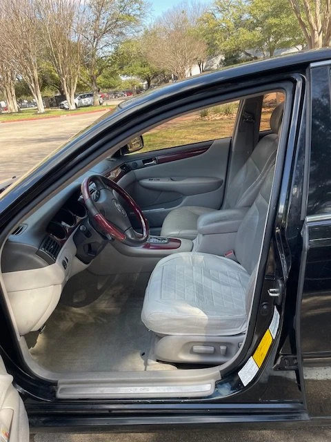 2003 Lexus ES 4th Gen - Image 8 of 16