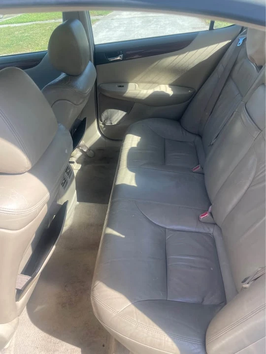 2003 Lexus ES 4th Gen - Image 6 of 10