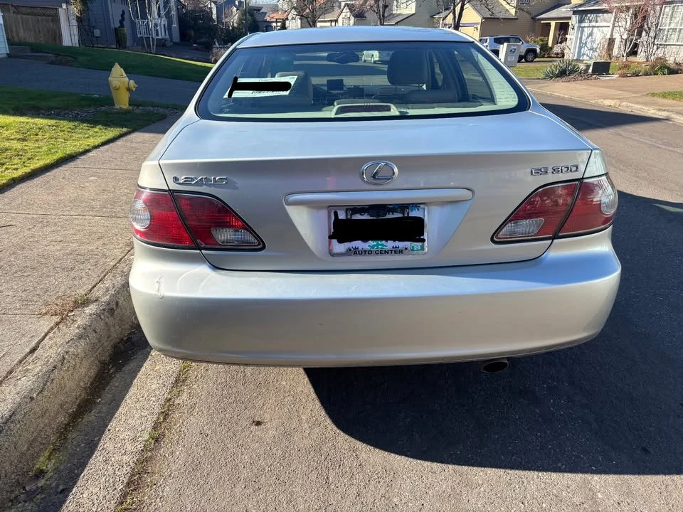 2003 Lexus ES 4th Gen - Image 10 of 12