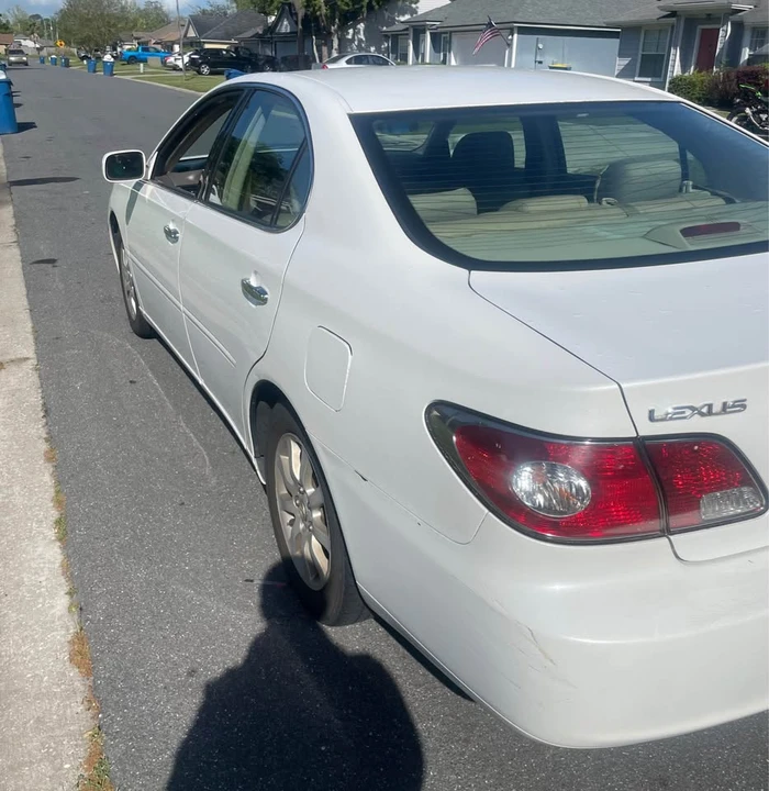 2003 Lexus ES 4th Gen - Image 3 of 10