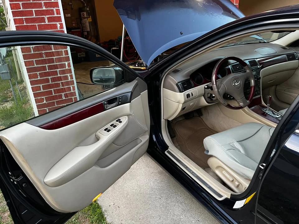 2003 Lexus ES 4th Gen - Image 13 of 15