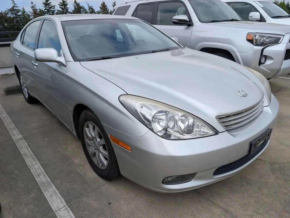 2003 Lexus ES 4th Gen - Image 2 of 6