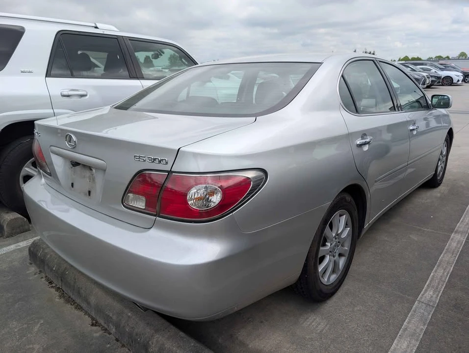 2003 Lexus ES 4th Gen - Image 3 of 6