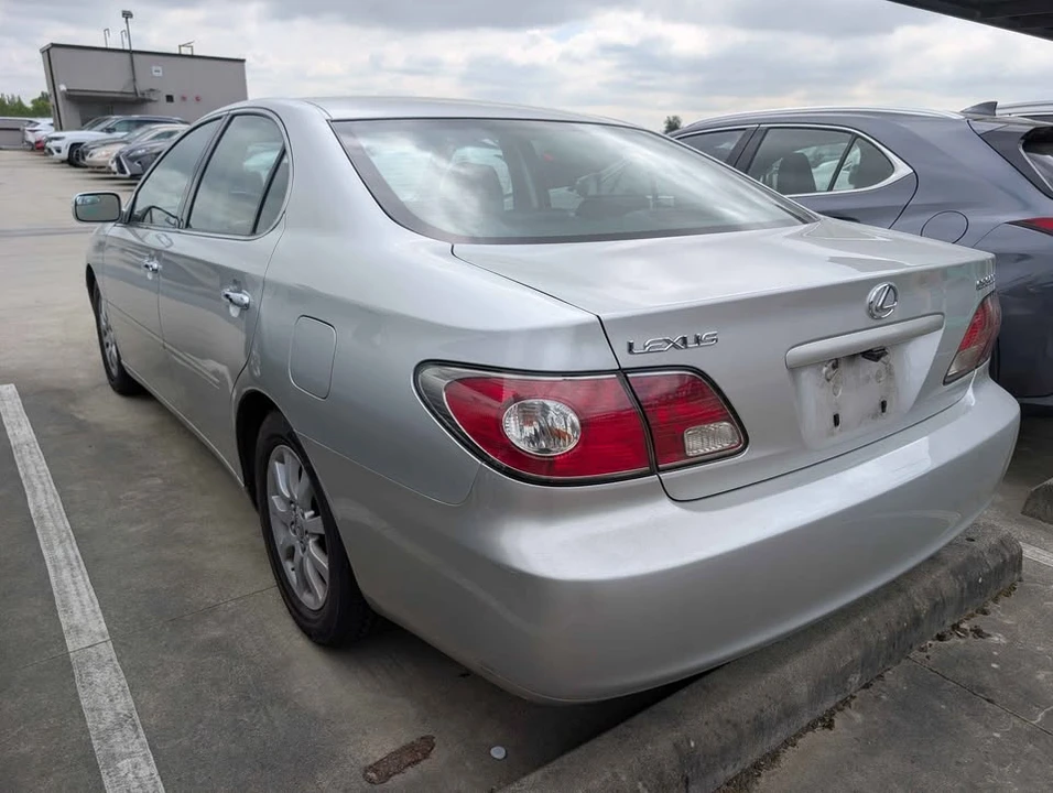 2003 Lexus ES 4th Gen - Image 4 of 6