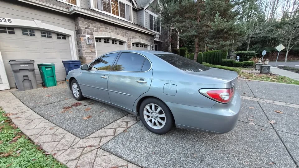 2003 Lexus ES 3rd Gen - Image 5 of 6