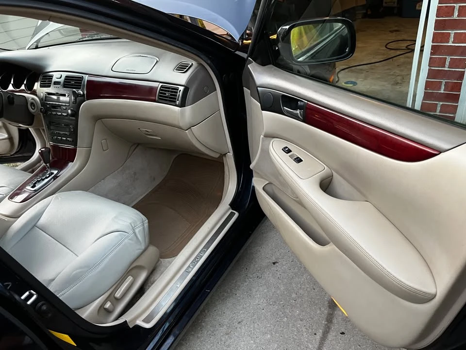 2003 Lexus ES 4th Gen - Image 16 of 17