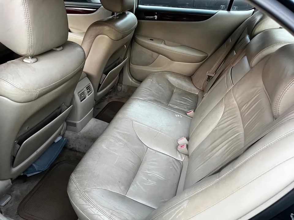 2003 Lexus ES 4th Gen - Image 10 of 17
