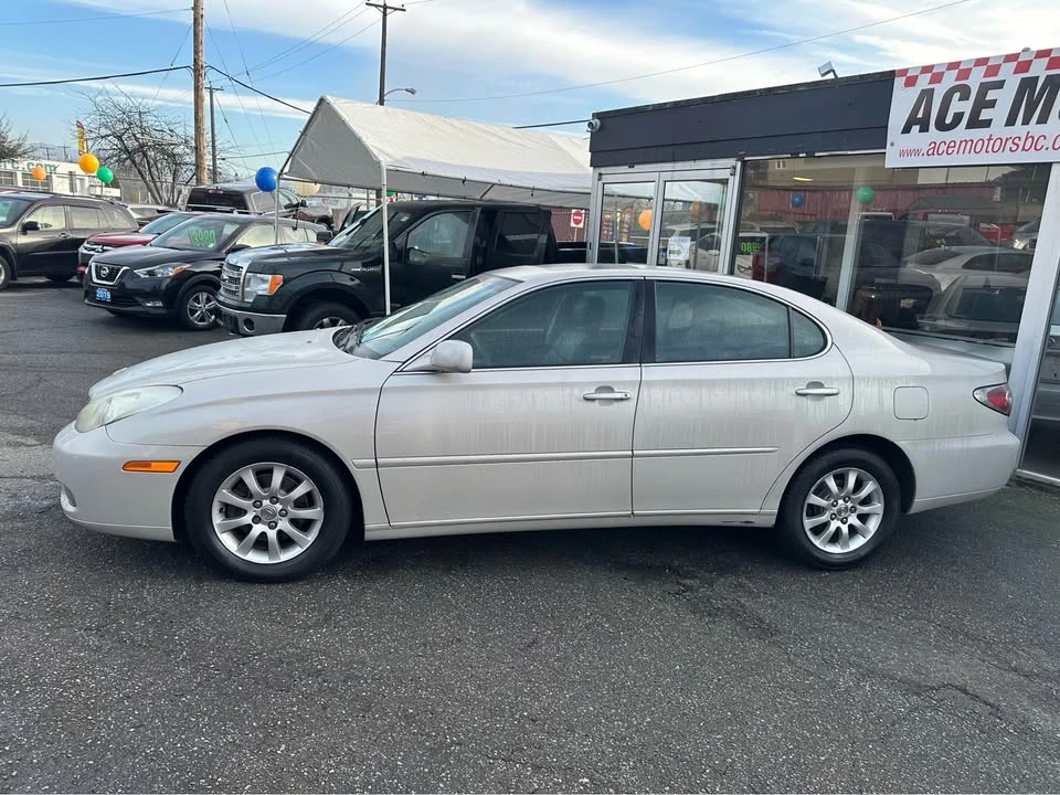 2003 Lexus ES 4th Gen - Image 2 of 13
