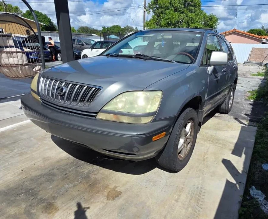 2003 Lexus ES 4th Gen - Image 7 of 7
