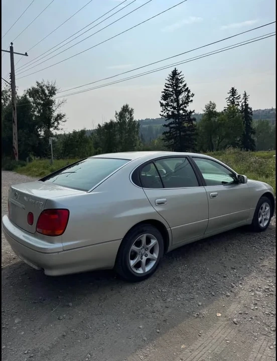 2003 Lexus GS 2nd Gen - Image 4 of 10