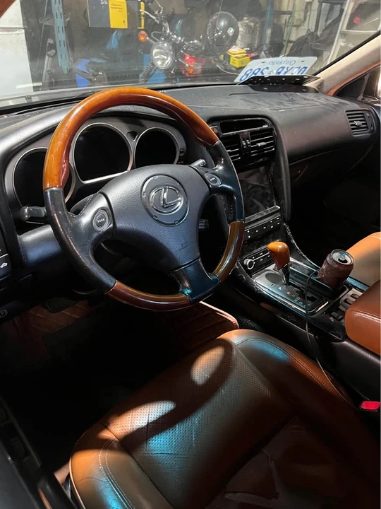 2003 Lexus GS 2nd Gen - Image 4 of 4