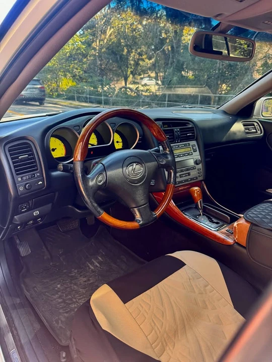 2003 Lexus GS 2nd Gen - Image 11 of 15