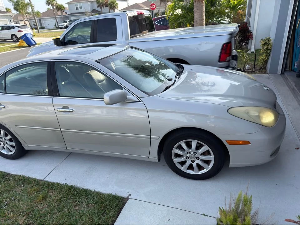 2003 Lexus GS 2nd Gen - Image 3 of 6