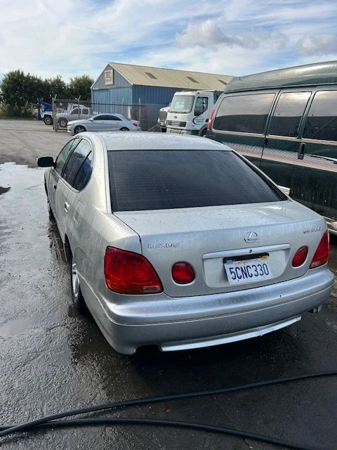 2003 Lexus GS 2nd Gen - Image 3 of 4