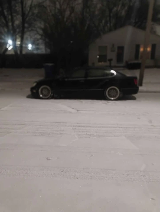2003 Lexus GS 2nd Gen - Image 3 of 9