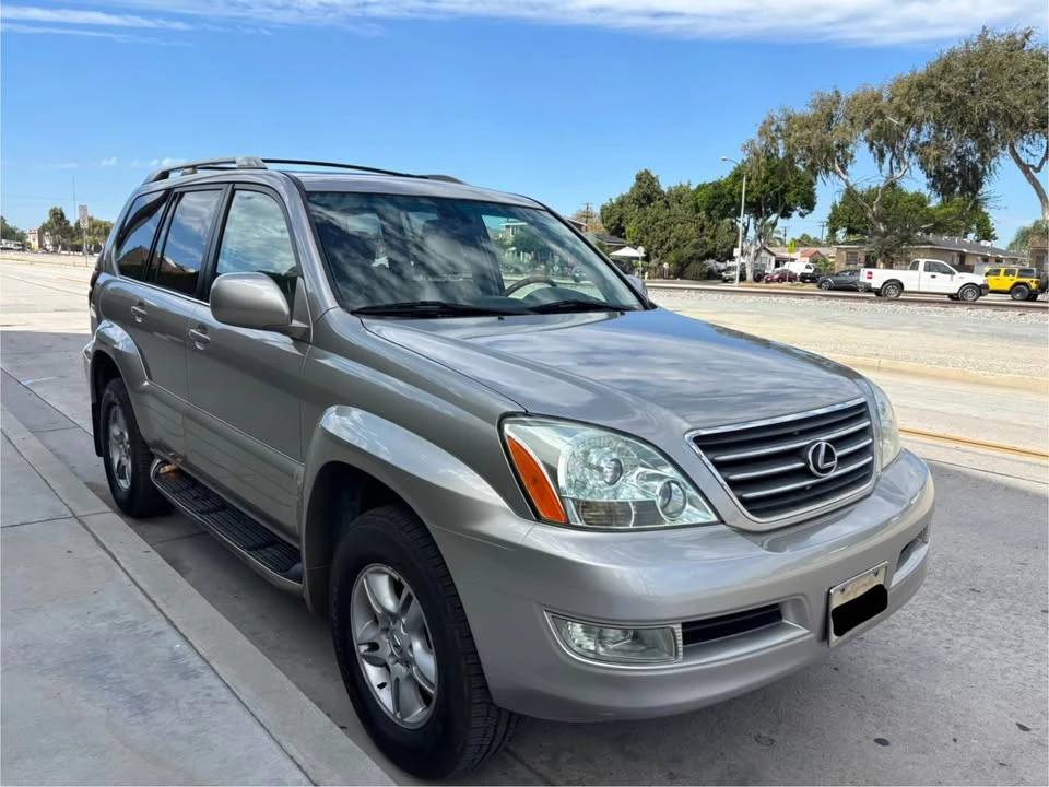 2003 Lexus GX 1st Gen - Image 3 of 19