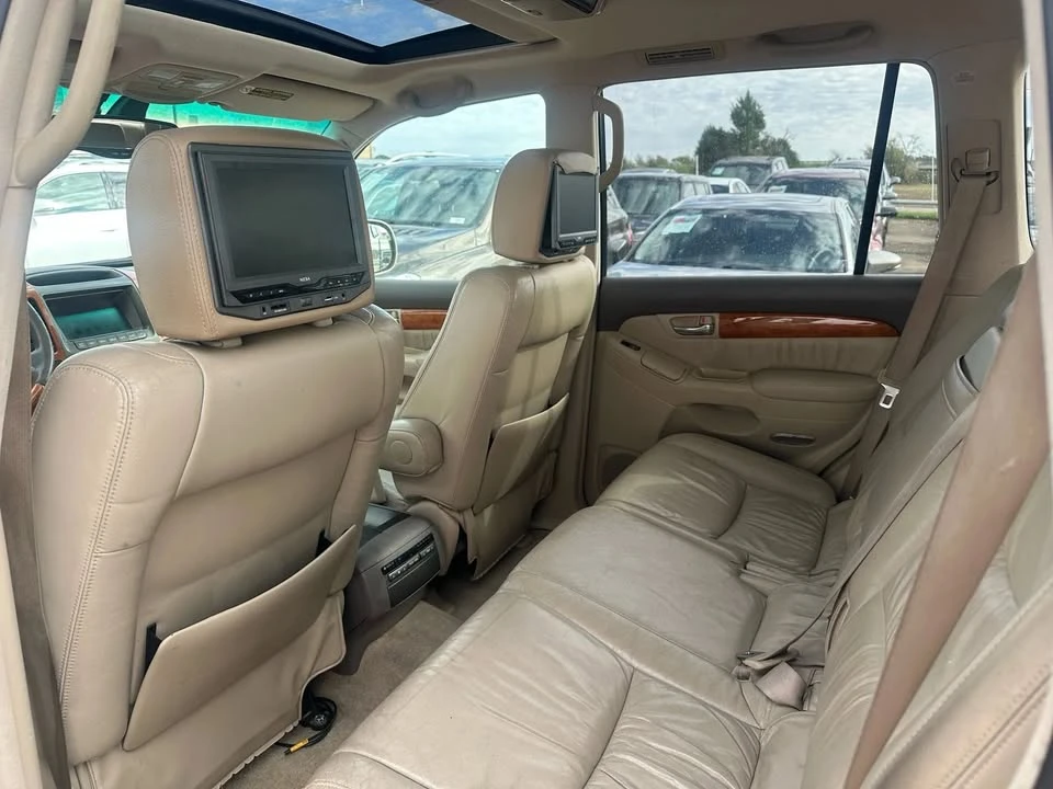 2003 Lexus GX 1st Gen - Image 15 of 15