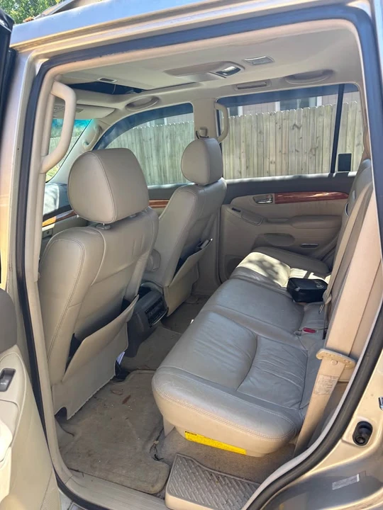 2003 Lexus GX 1st Gen - Image 2 of 7