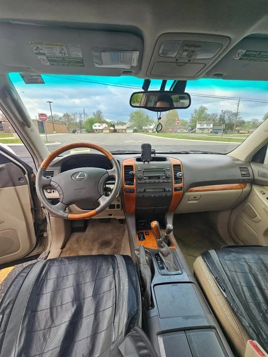 2003 Lexus GX 1st Gen - Image 14 of 15