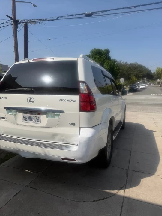 2003 Lexus GX 1st Gen - Image 4 of 9