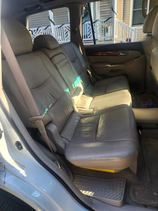2003 Lexus GX 1st Gen - Image 2 of 12