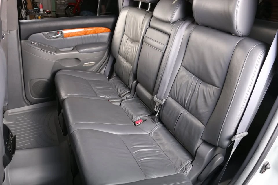 2003 Lexus GX 1st Gen - Image 18 of 18