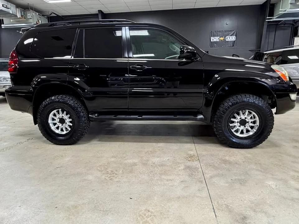 2003 Lexus GX 1st Gen - Image 5 of 20