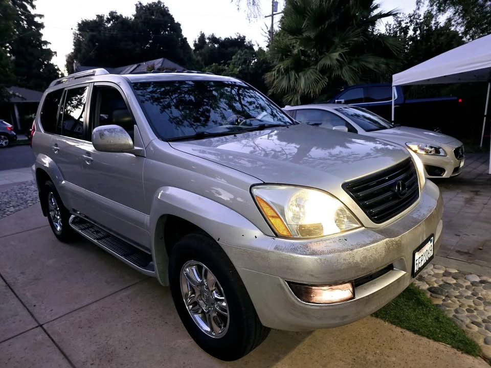 2003 Lexus GX 1st Gen - Image 4 of 5