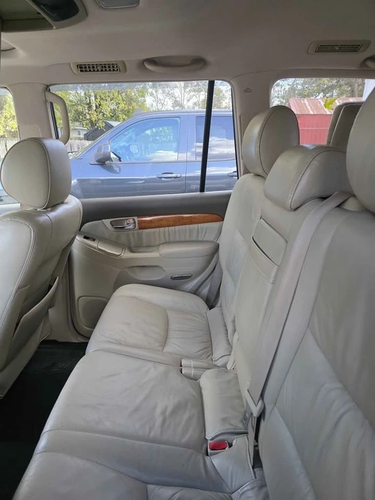 2003 Lexus GX 1st Gen - Image 6 of 7