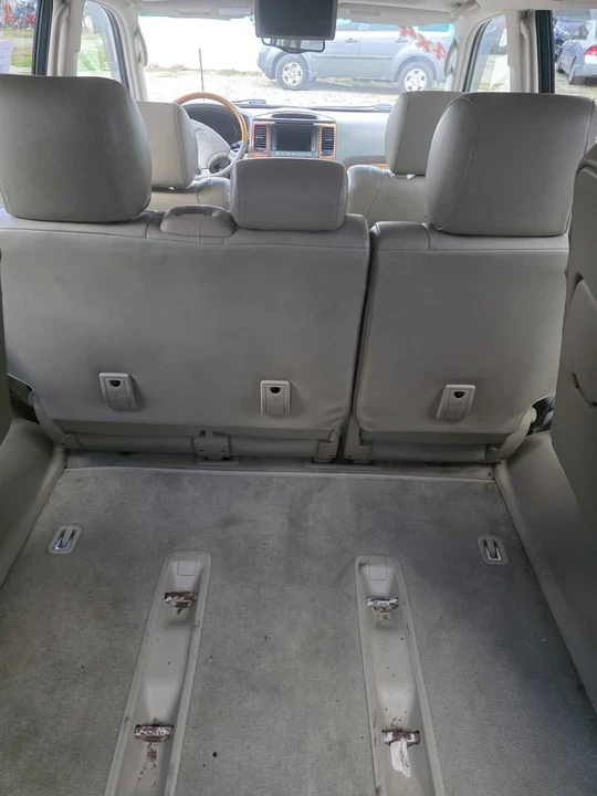 2003 Lexus GX 1st Gen - Image 7 of 7