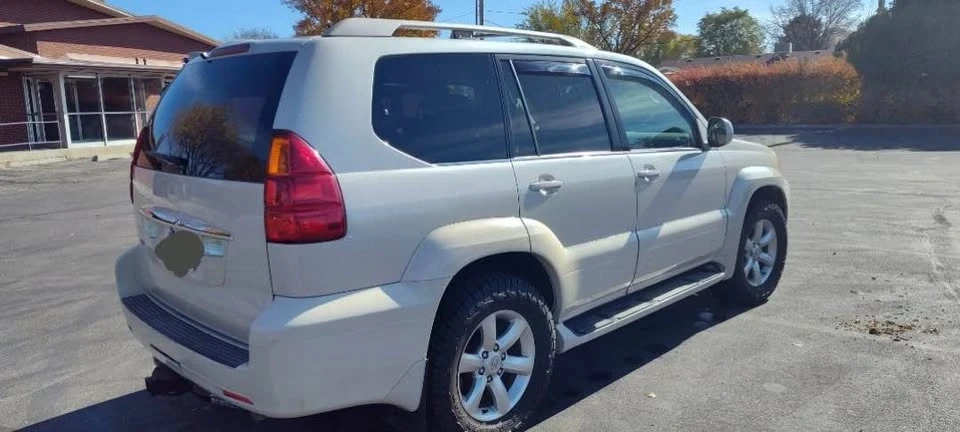 2003 Lexus GX 1st Gen - Image 7 of 17