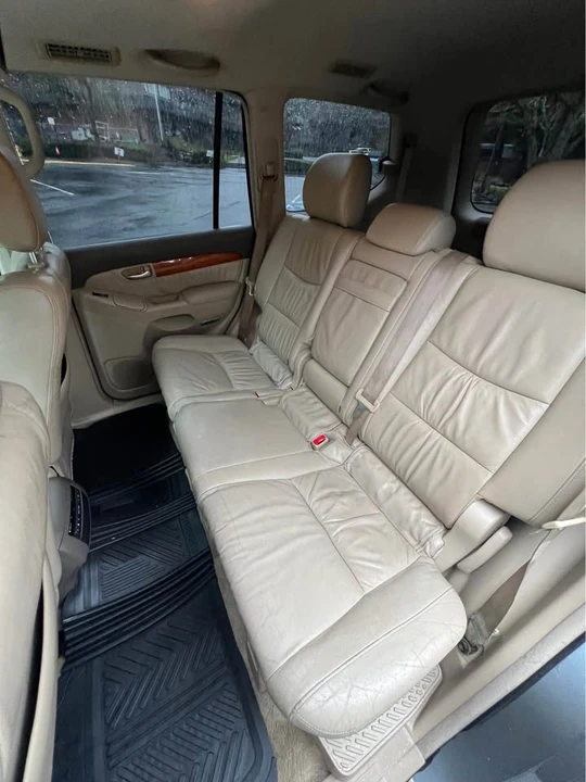 2003 Lexus GX 1st Gen - Image 10 of 15